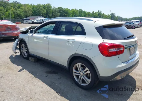 2016 Mercedes-Benz Gla 250 z USA, uszkodzony, nr VIN WDCTG4EB7GJ217702
